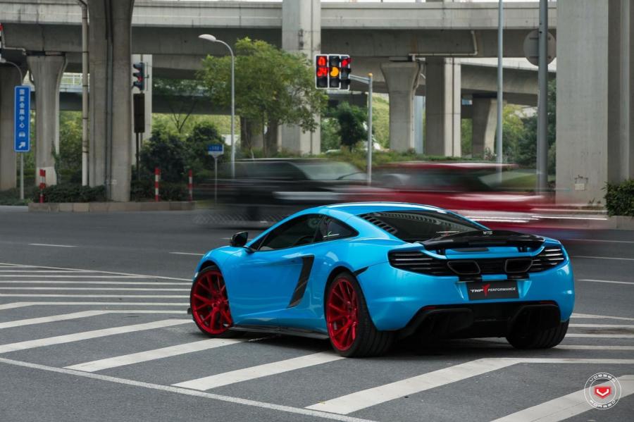  McLaren MP4-12C on Vossen Wheels (VPS-306) 2016 года  (фото 27 из 51)